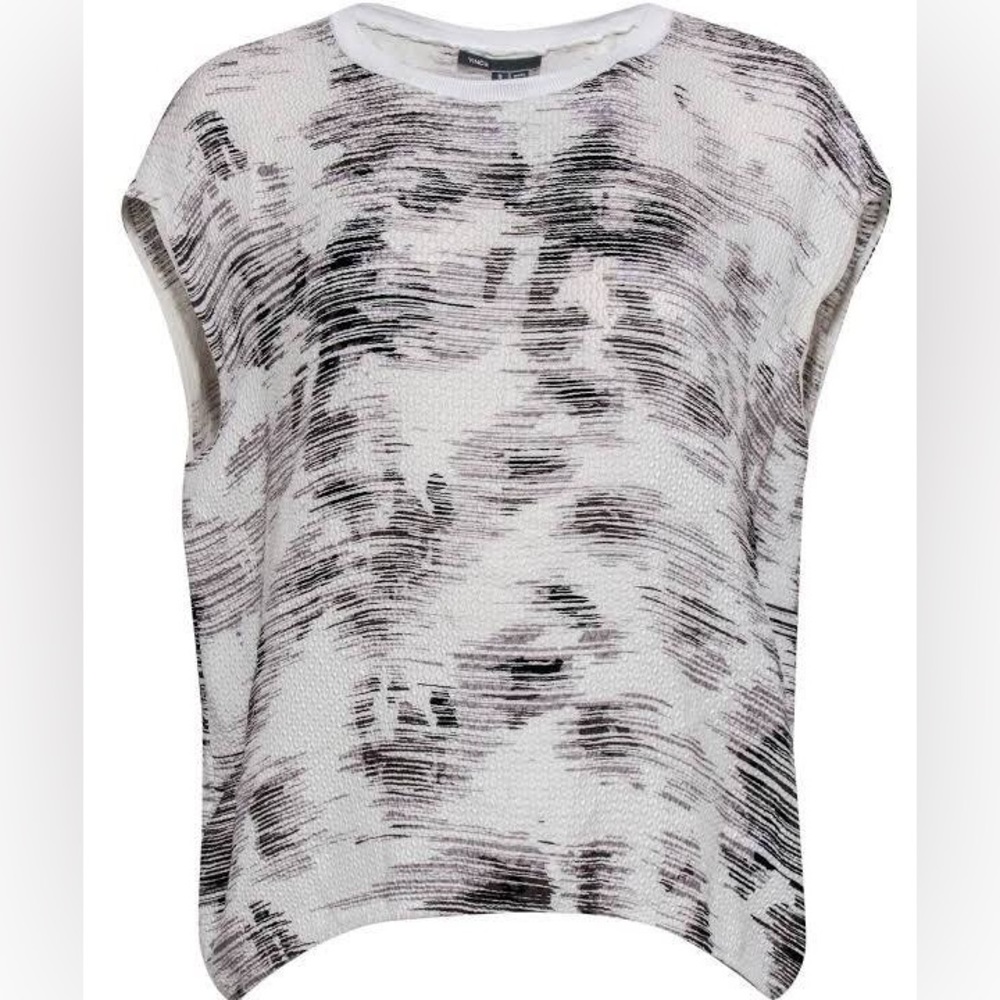 Vince - White & Black Textured Silky Short Sleeve Blouse Size M